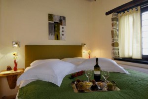 suite-02-1-prasino-galazio