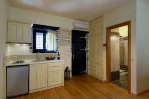 suite-02-3-prasino-galazio