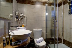 suite-02-6-prasino-galazio